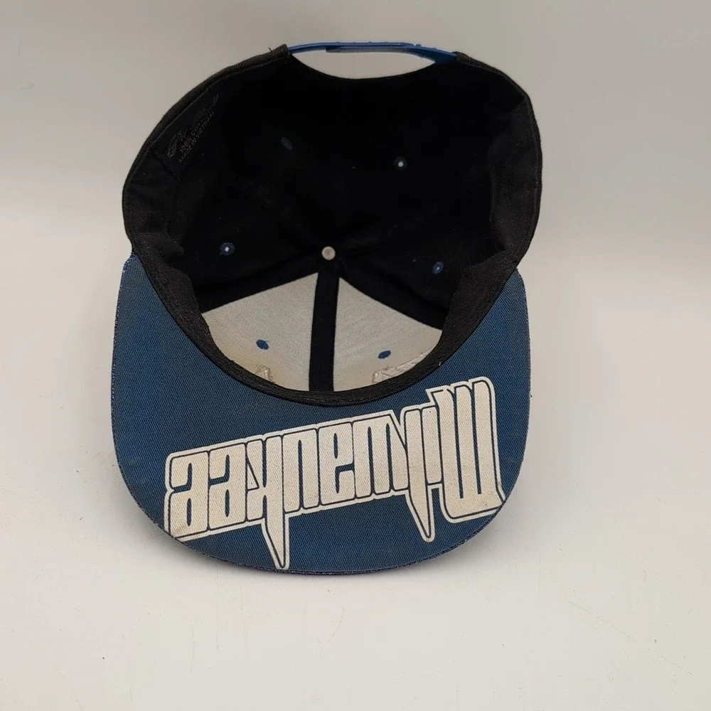 MILWAUKEE BUCKS‎ / BREWERS HAT PIT BULL SNAPBACK GLITTER EMBROIDERED RARE